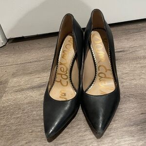 Sam Edelman Black Pumps - Size 8